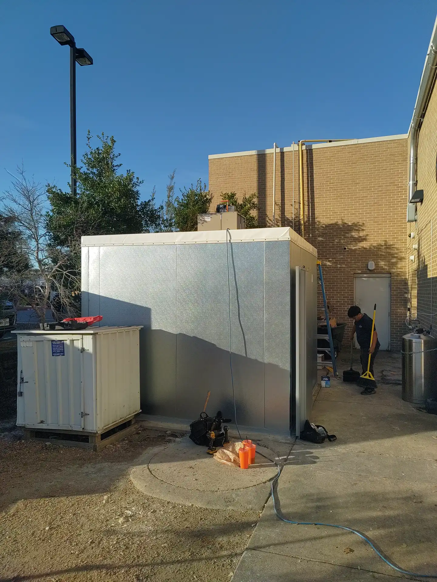 Completed Outdoor Walk In Cooler Condensing Unit