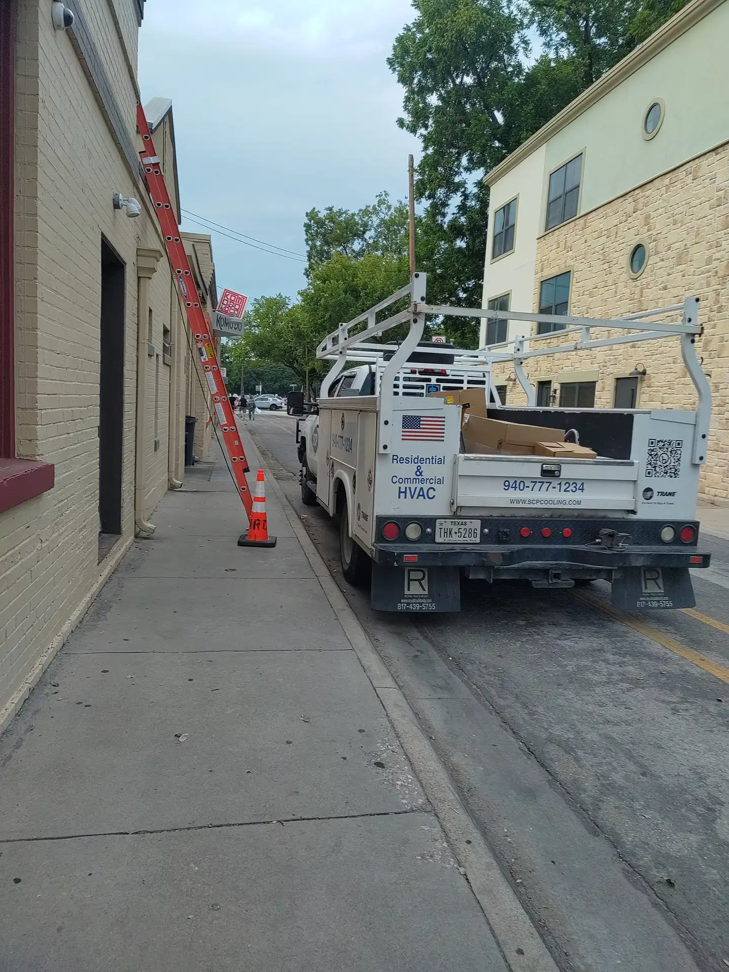 Scp Refrigeration Service Truck Extension Ladder